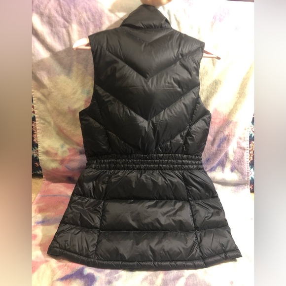 Athleta Puffy Vest - Picture 7 of 7
